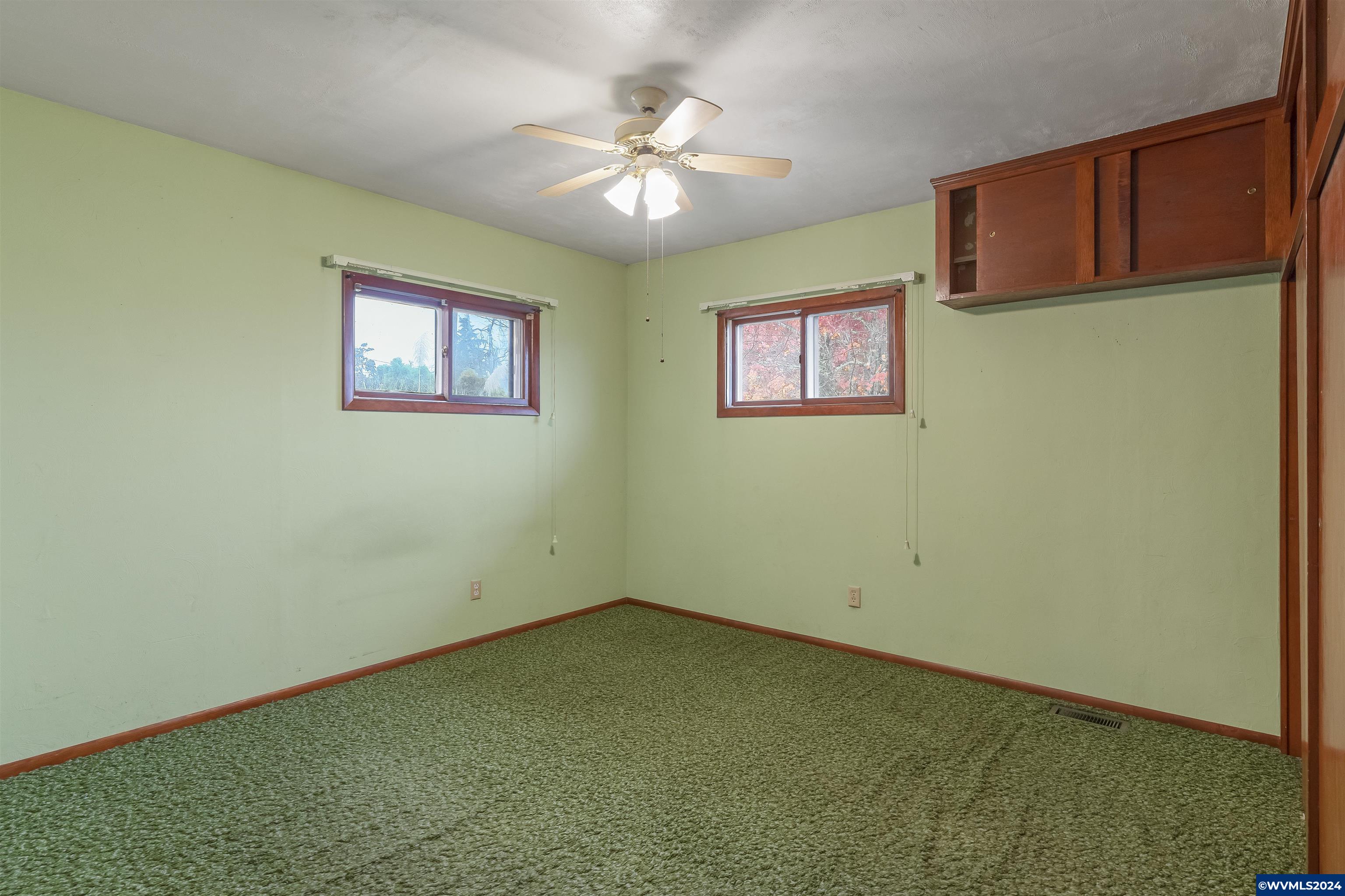 860 Southwest Cherry Street Dallas, OR 97338 - Photo 16 of 28 Gallery Image 16