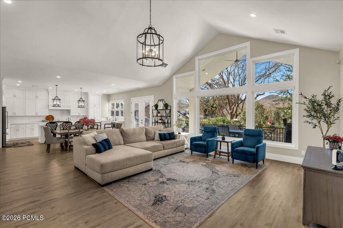 684 West 990th Hurricane, UT 84737 - Photo 5 of 36