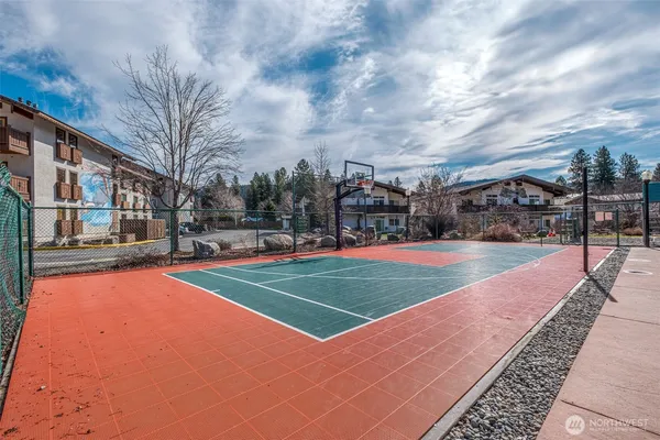 a view of a tennis court