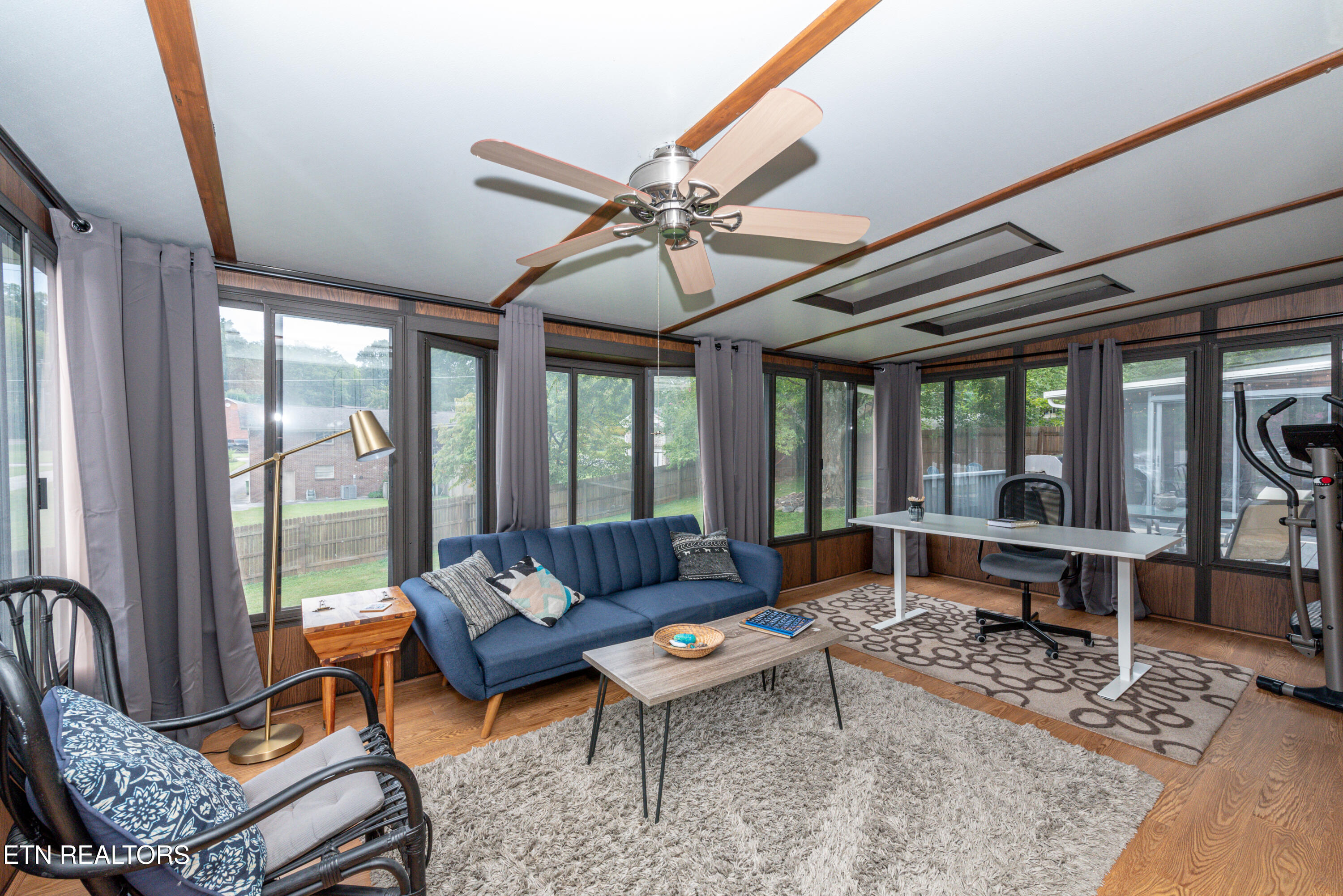 402 Montvale Station Road Maryville, TN 37803 - Photo 29 of 48 Sunroom