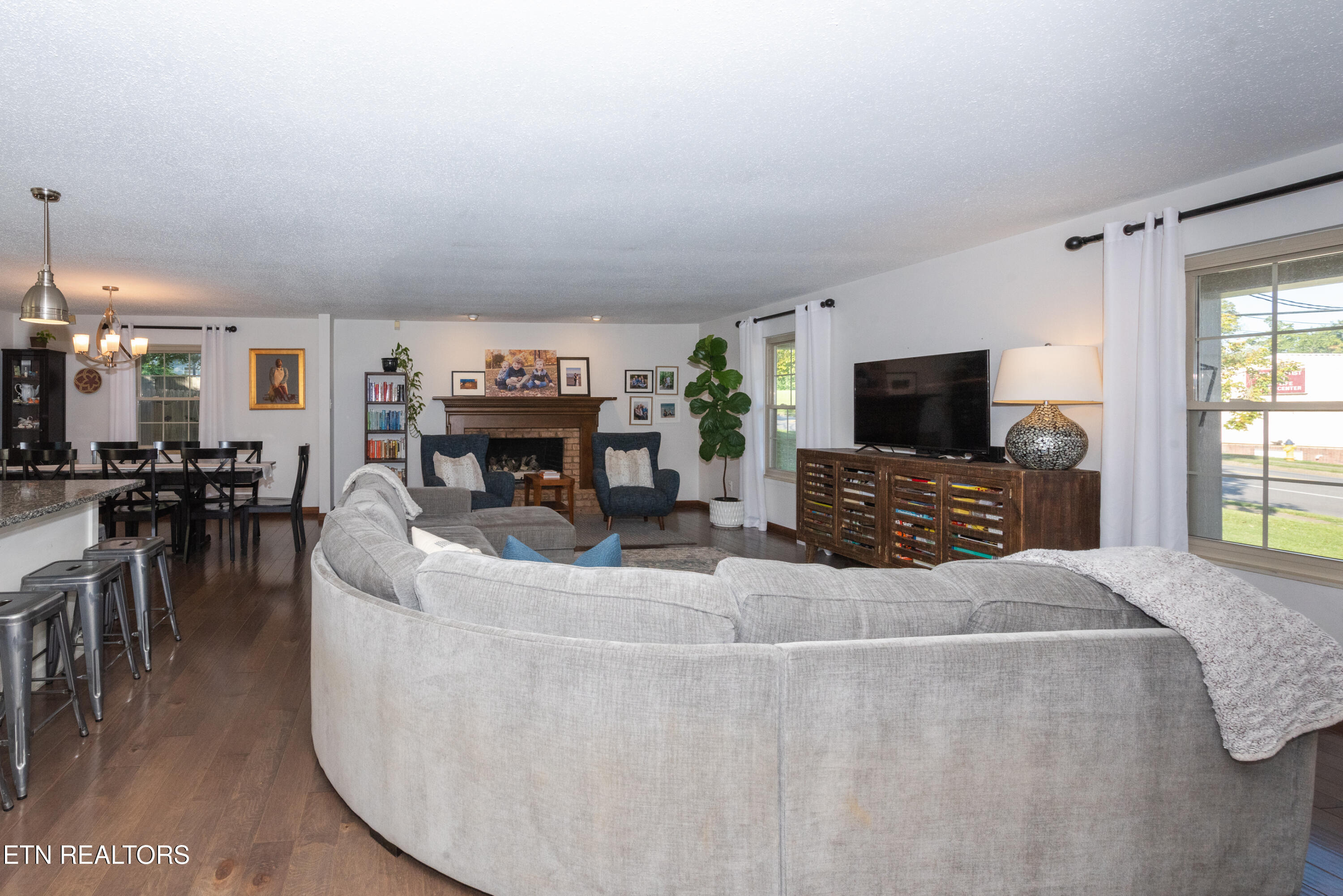 402 Montvale Station Road Maryville, TN 37803 - Photo 6 of 48 _DSC7769