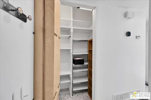 $435,000 | 2490 East Miramonte Circle, Unit B, Palm Springs, CA 92264