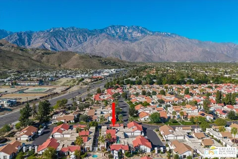 $435,000 | 2490 East Miramonte Circle, Unit B, Palm Springs, CA 92264