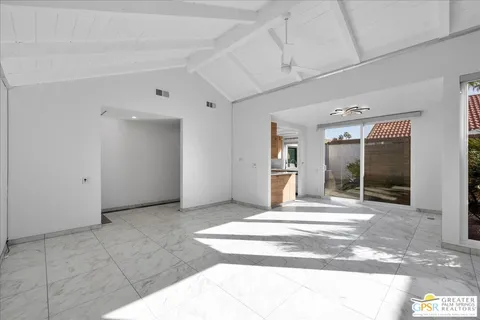 $435,000 | 2490 East Miramonte Circle, Unit B, Palm Springs, CA 92264