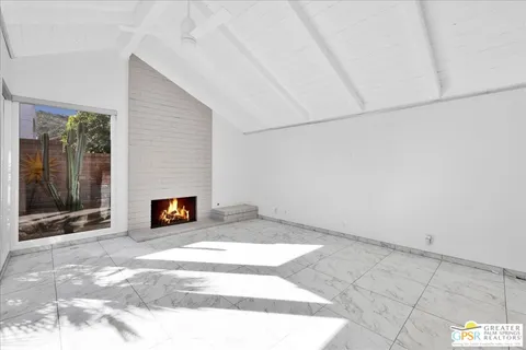 $435,000 | 2490 East Miramonte Circle, Unit B, Palm Springs, CA 92264
