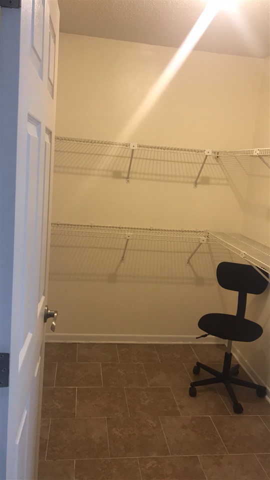 1342 Hunters Road, Unit C Harrisonburg, VA 22801 - Photo 13 of 16 Gallery Image 13