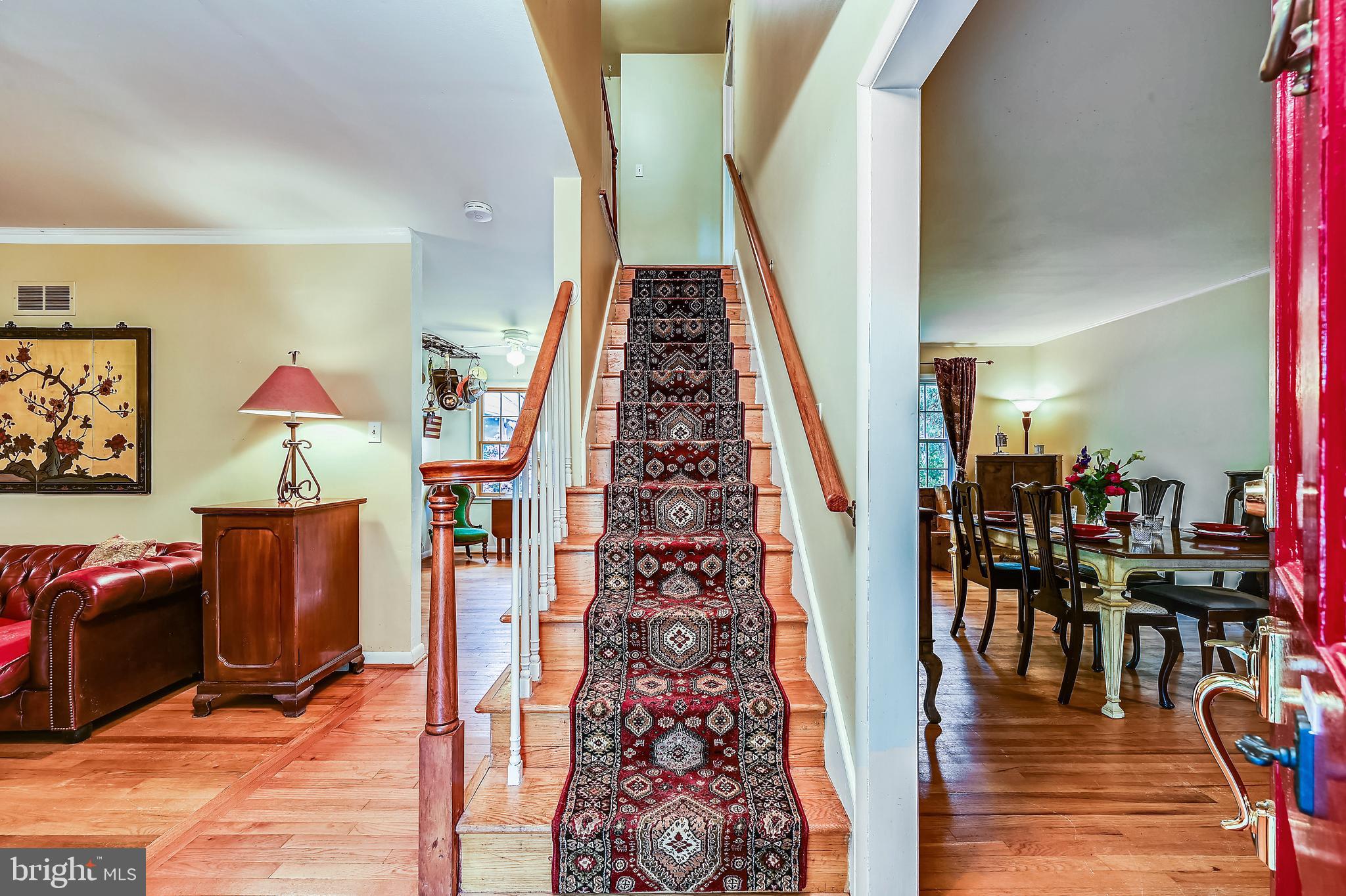 297 Halsey Road Annapolis, MD 21401 - Photo 4 of 36 Gallery Image 4