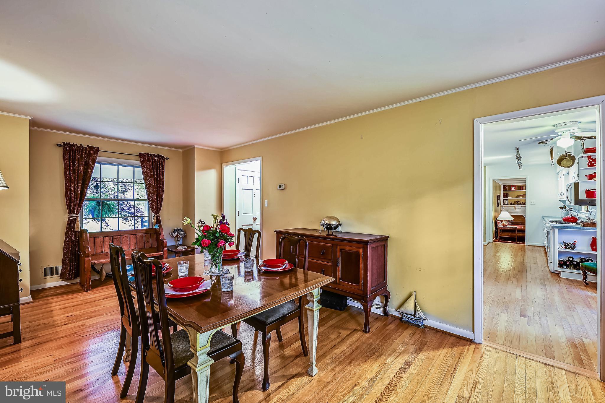 297 Halsey Road Annapolis, MD 21401 - Photo 10 of 36 Gallery Image 10