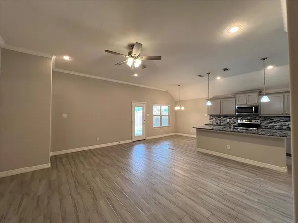 $1,845 | 148 Frank Street, Greenville, TX 75402