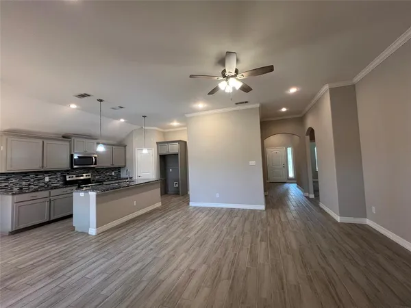 $1,845 | 148 Frank Street, Greenville, TX 75402