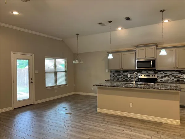 $1,845 | 148 Frank Street, Greenville, TX 75402