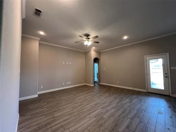 $1,845 | 148 Frank Street, Greenville, TX 75402