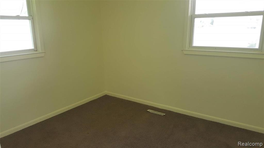 3526 Harriet Street Inkster, MI 48141 - Photo 11 of 14