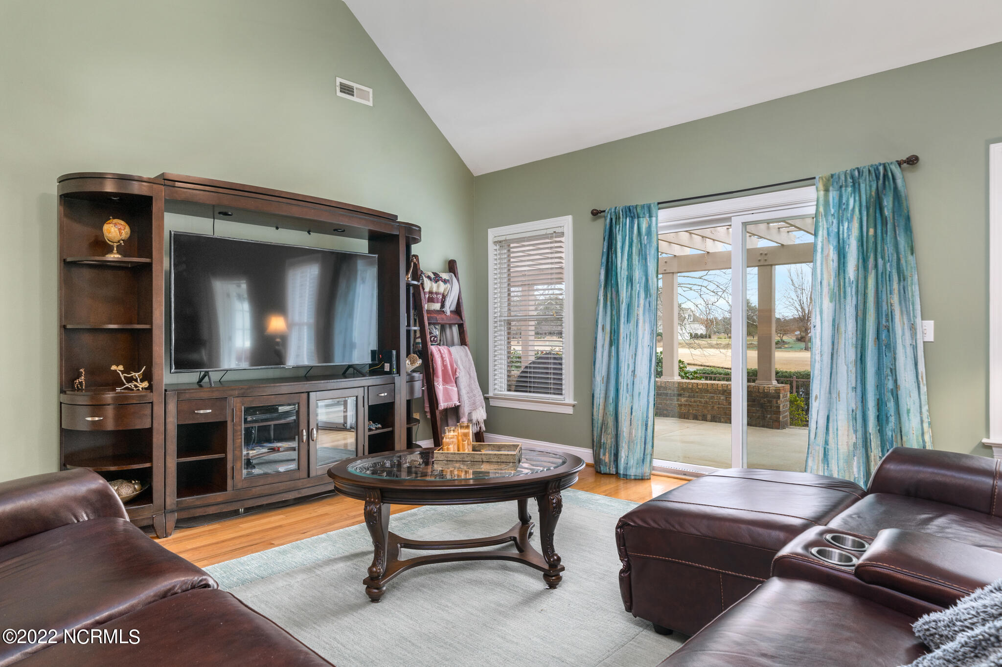 144 Legacy Lakes Wallace, NC 28466 - Photo 9 of 24 144LegacyLakes-8