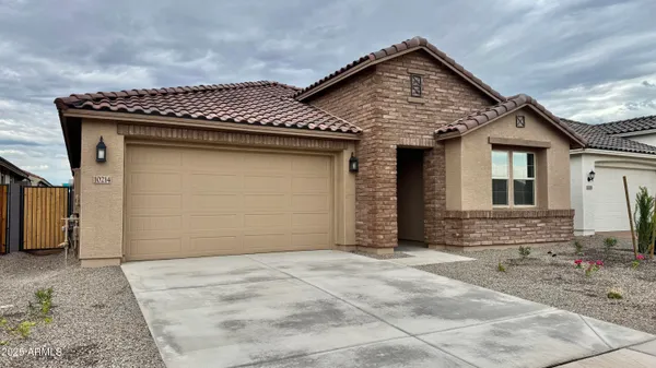 $2,750 | 10214 West Indianola Avenue, Avondale, AZ 85392