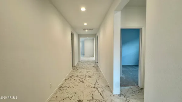$2,600 | 10214 West Indianola Avenue, Avondale, AZ 85392