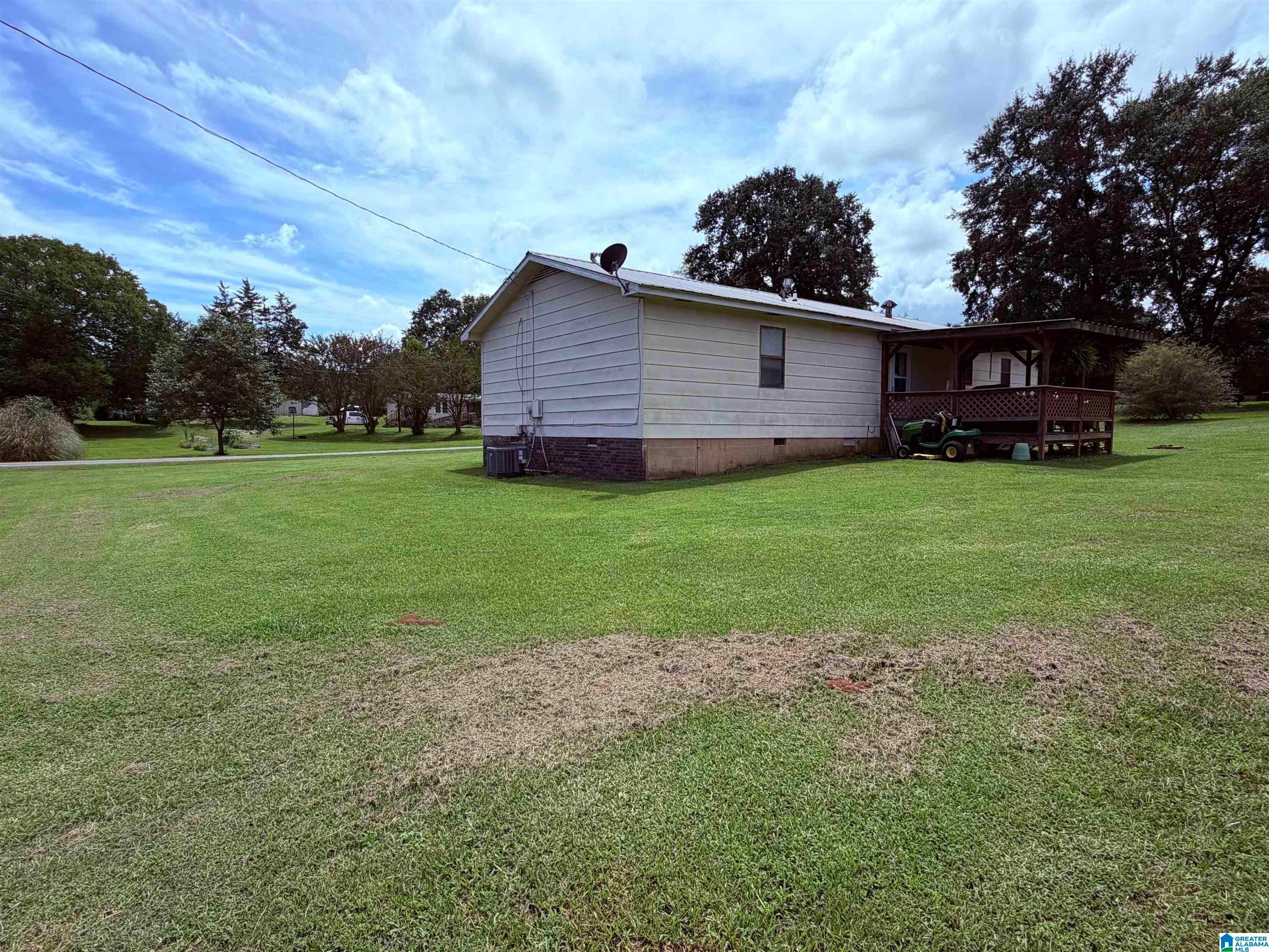 1227 Buckelew Bridge Road Anniston, AL 36207 - Photo 9 of 30 Gallery Image 9