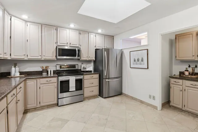 $1,799,000 | 1152 Village Drive, Belmont, CA 94002