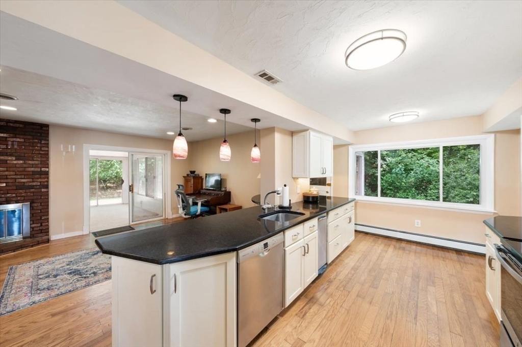 9 Ruthellen Road Holliston, MA 01746 - Photo 7 of 35 Gallery Image 7