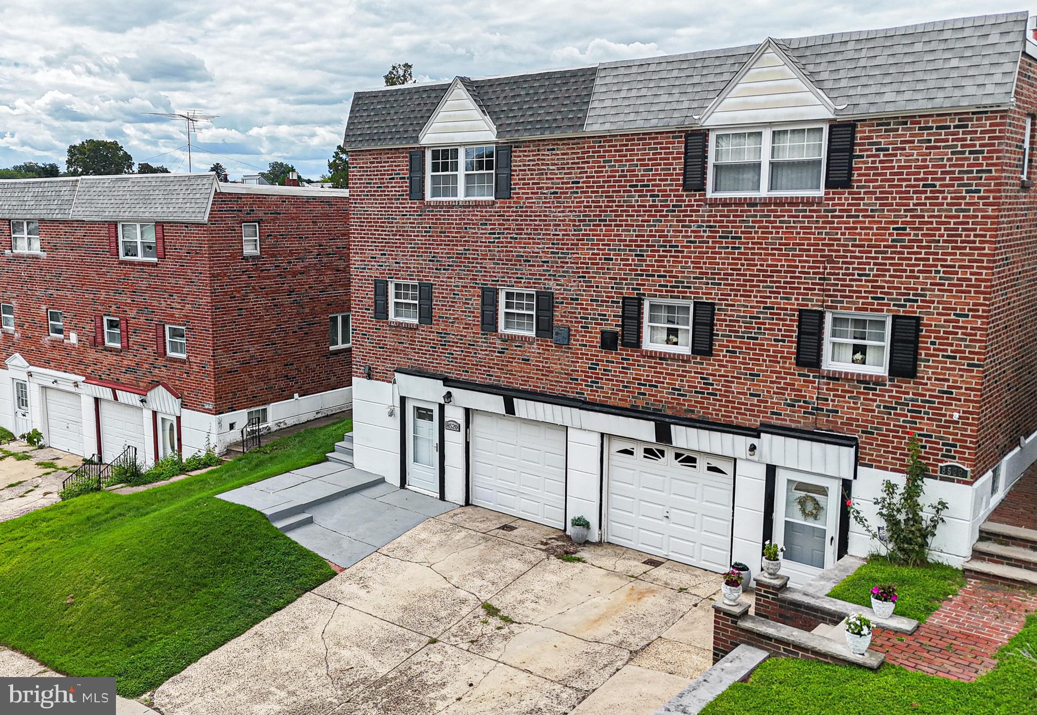8520 Bridle Road Philadelphia, PA 19111 - Photo 2 of 33 Gallery Image 2