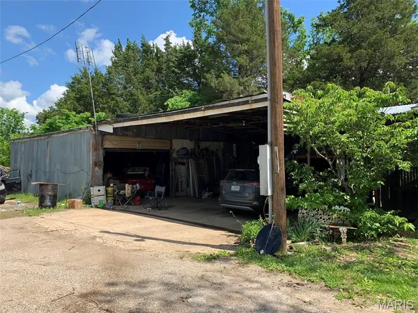 $195,000 | 420 Nancy Drive, Lonedell, MO 63060