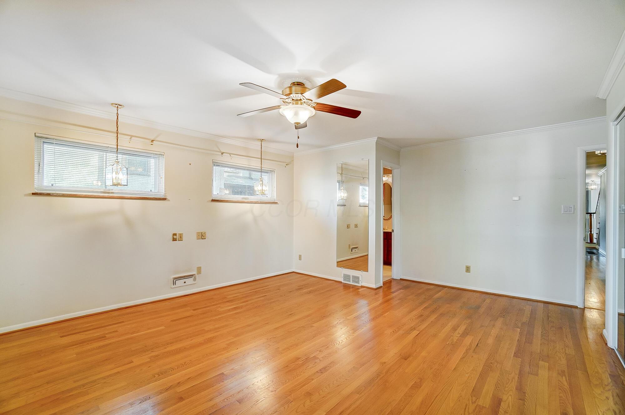 2709 Berwyn Road Columbus, OH 43221 - Photo 28 of 67 028