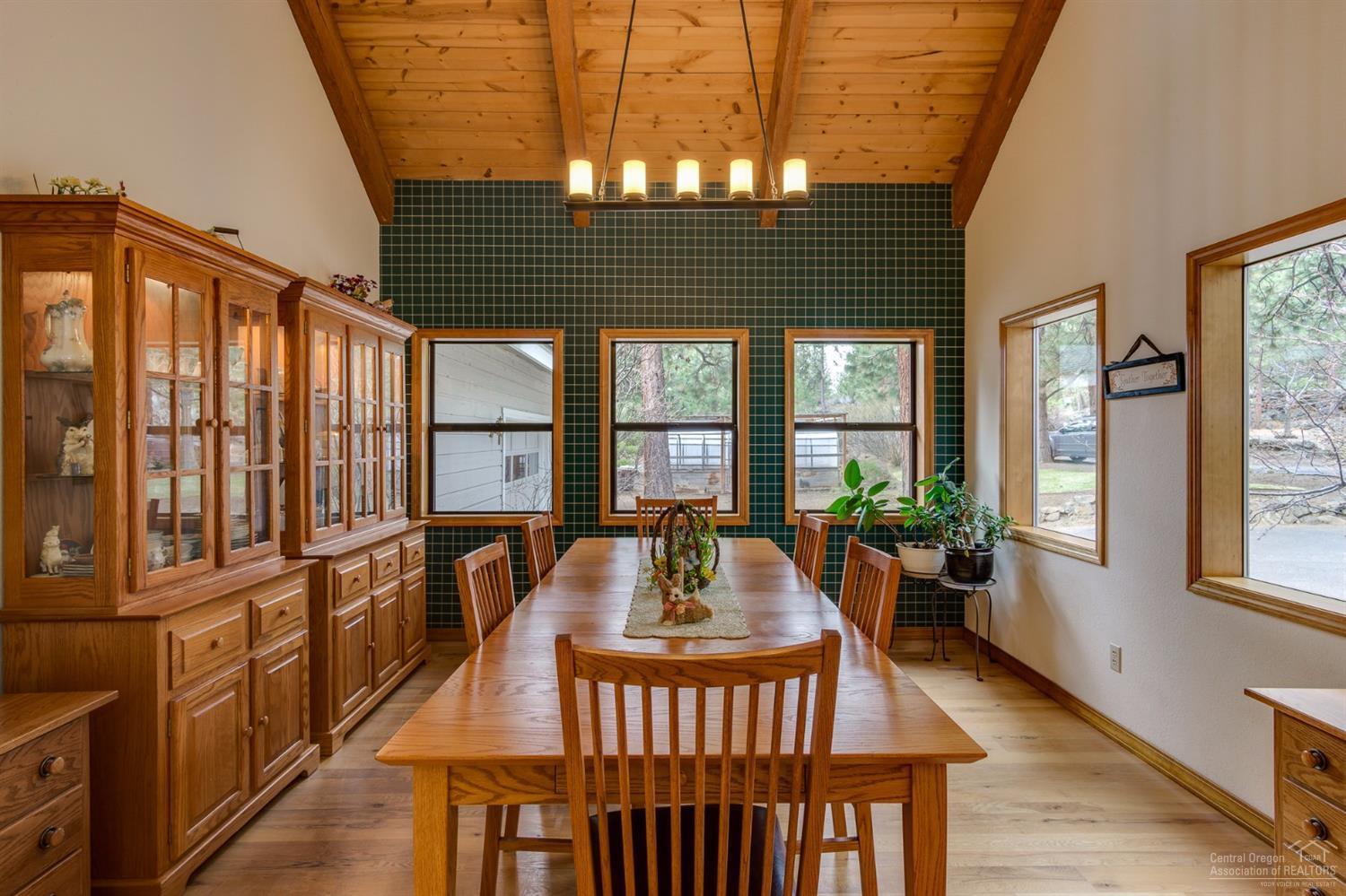 60370 Woodside Loop Bend, OR 97702 - Photo 10 of 25 Additional Photo