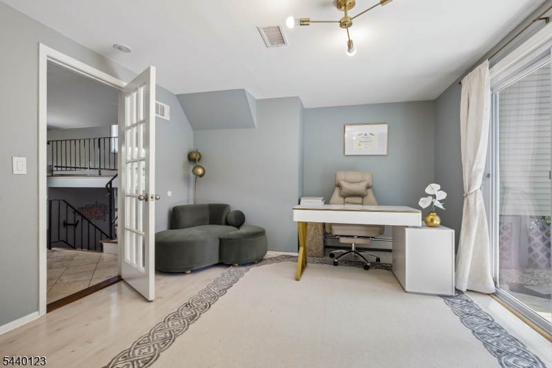 22 Woodhaven Road Parsippany, NJ 07054 - Photo 31 of 49