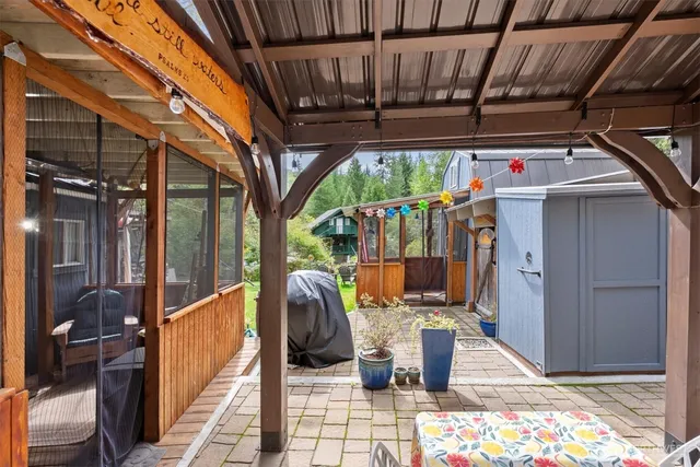 $298,999 | 165 Nisqually Way, Ashford, WA 98304