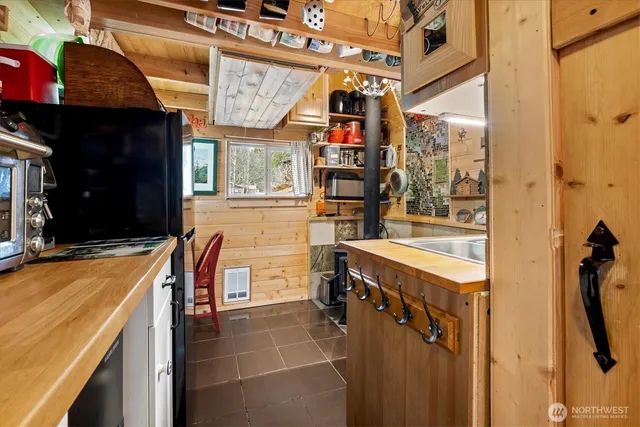 $298,999 | 165 Nisqually Way, Ashford, WA 98304