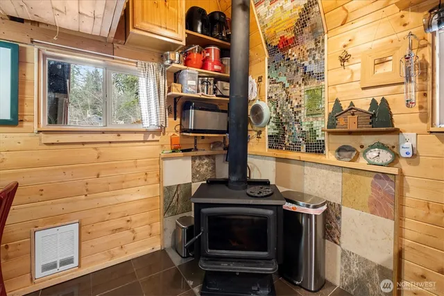 $298,999 | 165 Nisqually Way, Ashford, WA 98304