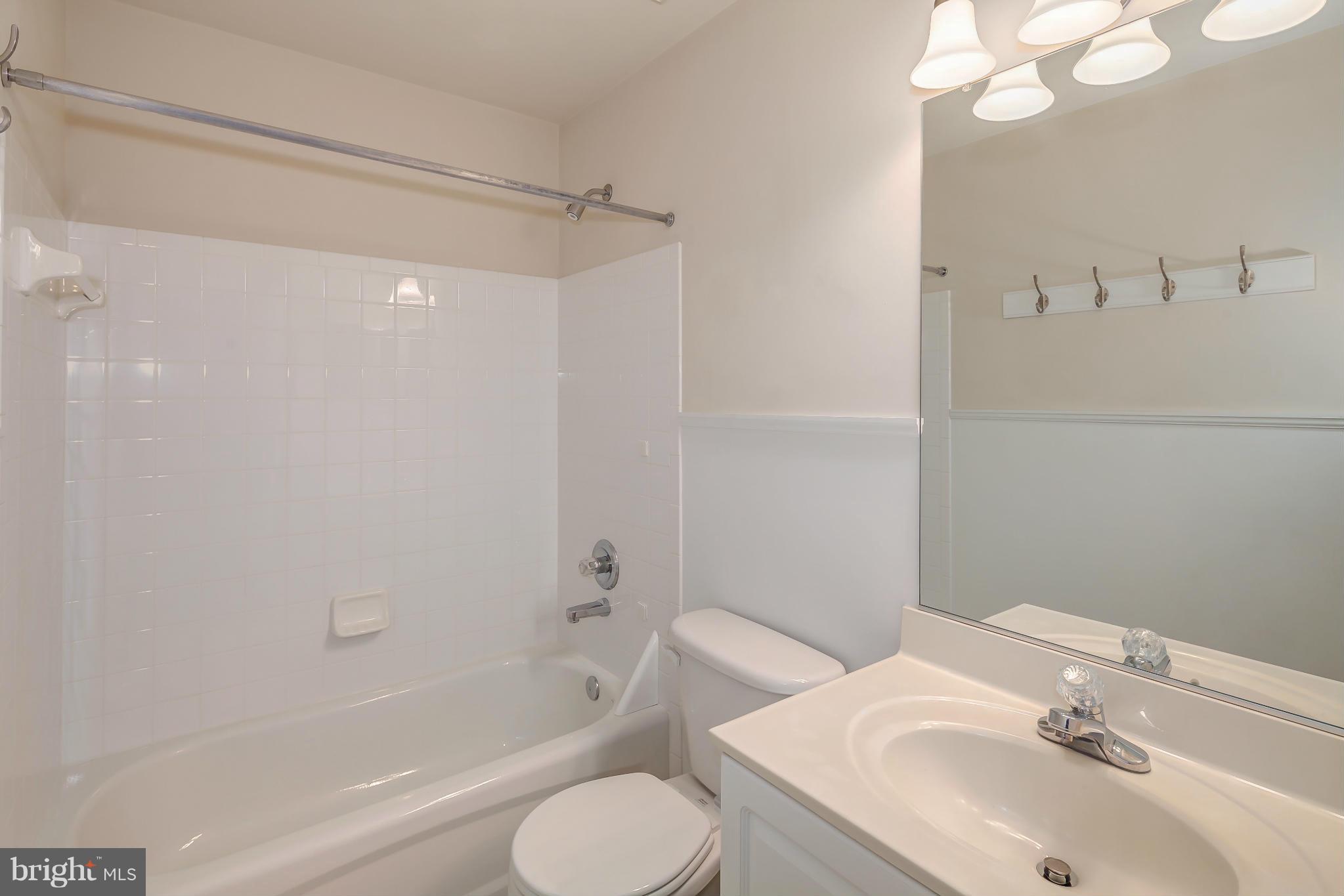 13378 Rushing Water Way Germantown, MD 20874 - Photo 22 of 30 Bath
