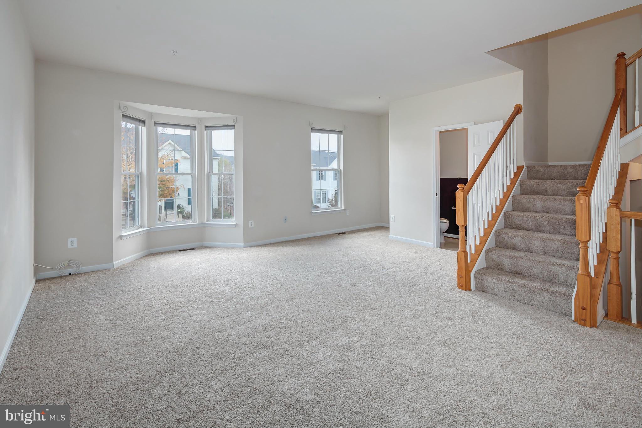 13378 Rushing Water Way Germantown, MD 20874 - Photo 6 of 30 Living Room