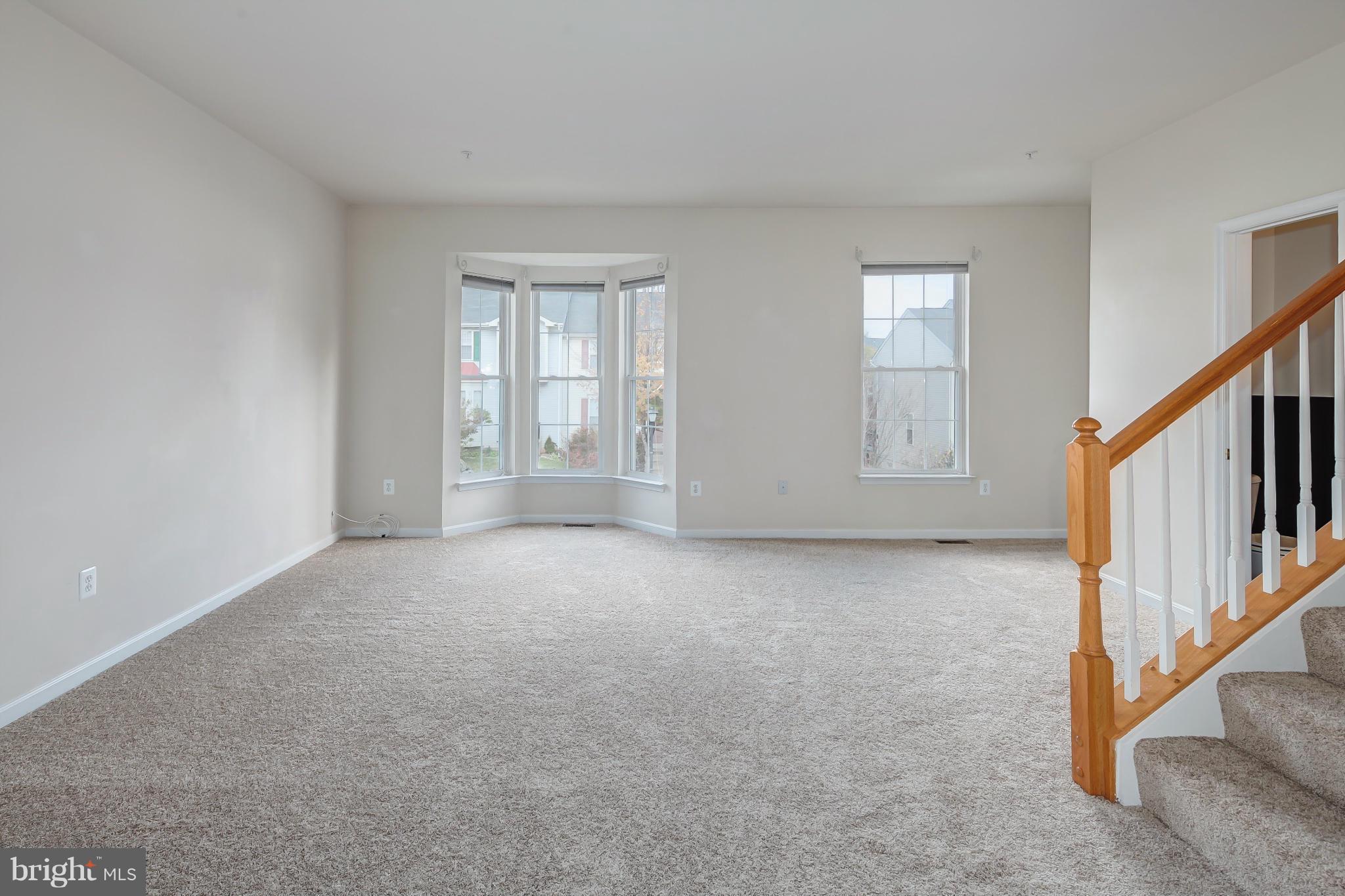 13378 Rushing Water Way Germantown, MD 20874 - Photo 7 of 30 Living Room