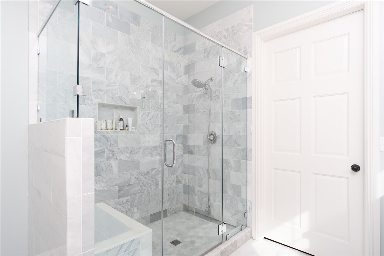 8745 Burr Oak Road Roscoe, IL 61073 - Photo 11 of 20 a bathroom with a shower