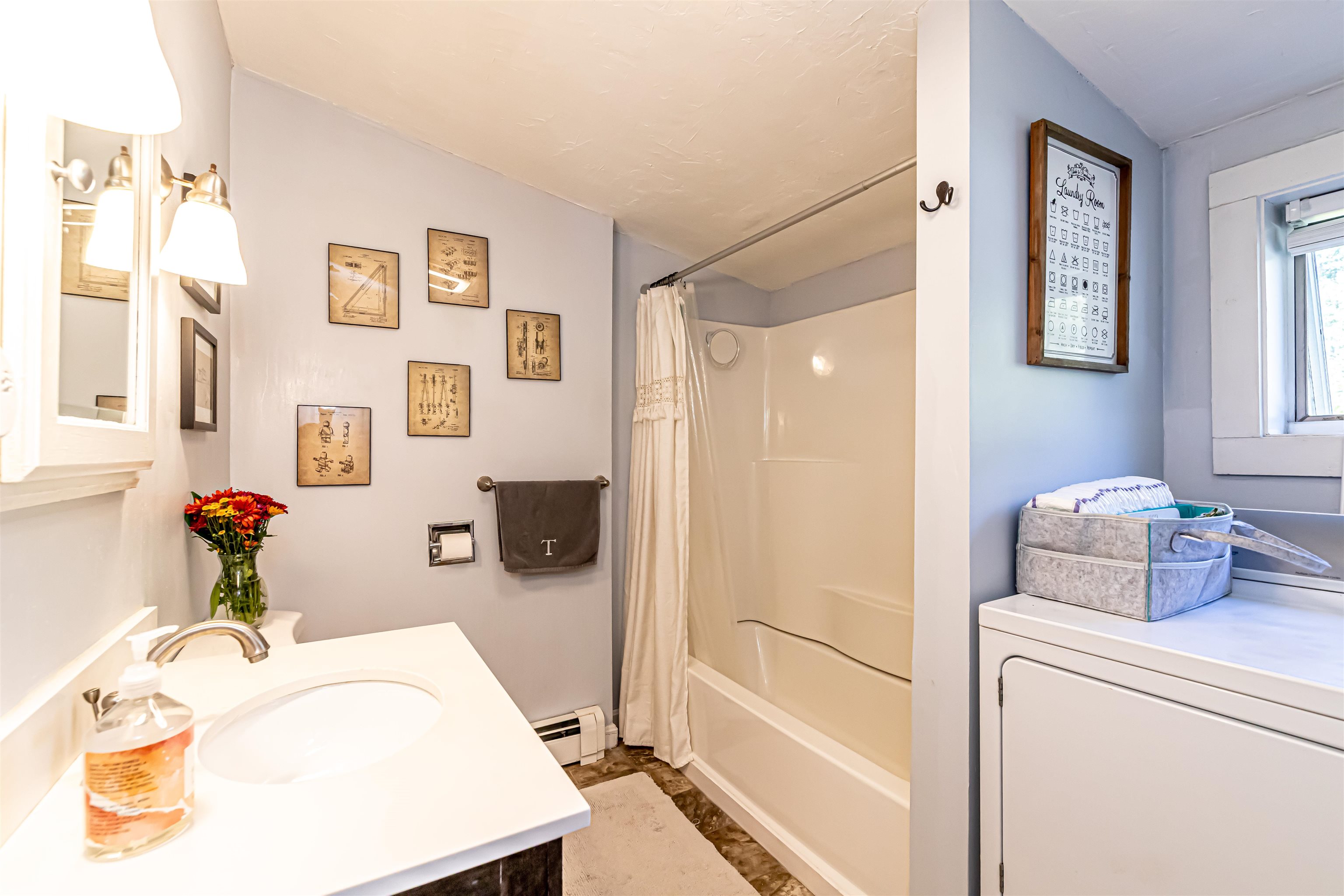 1936 Lake Shore Road Manchester, NH 03109 - Photo 12 of 38