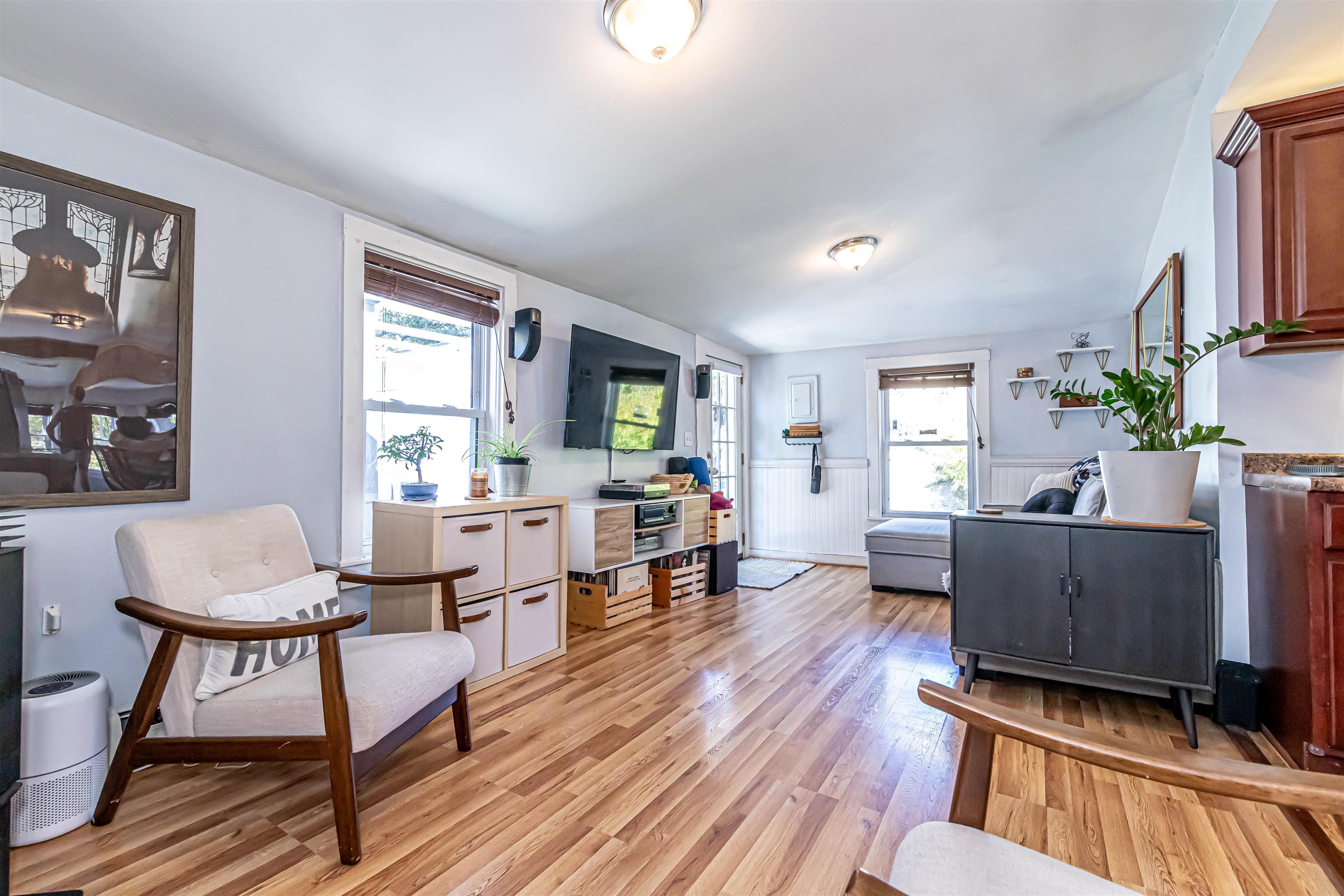 1936 Lake Shore Road Manchester, NH 03109 - Photo 13 of 38