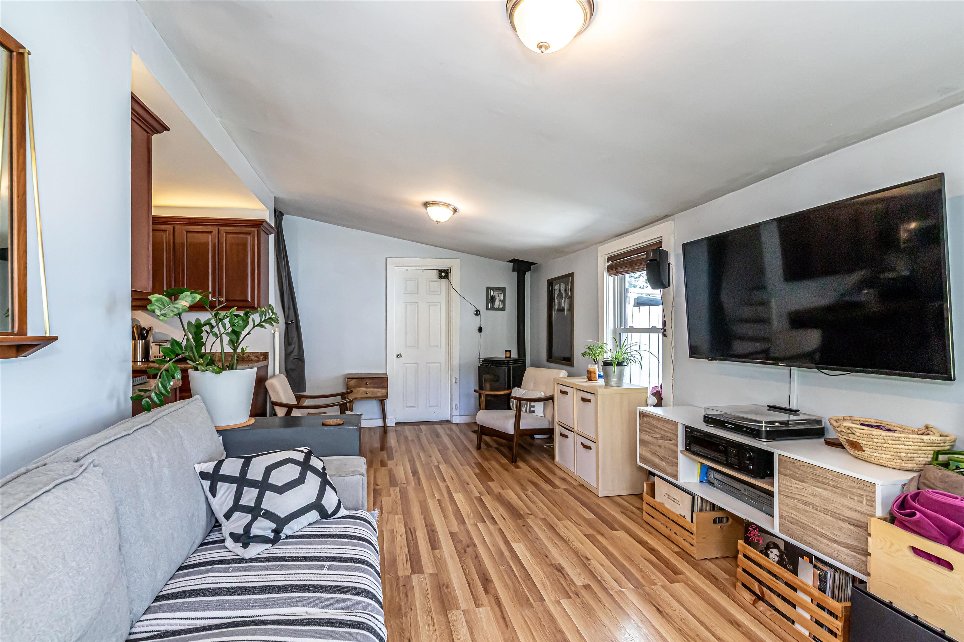 1936 Lake Shore Road Manchester, NH 03109 - Photo 17 of 38