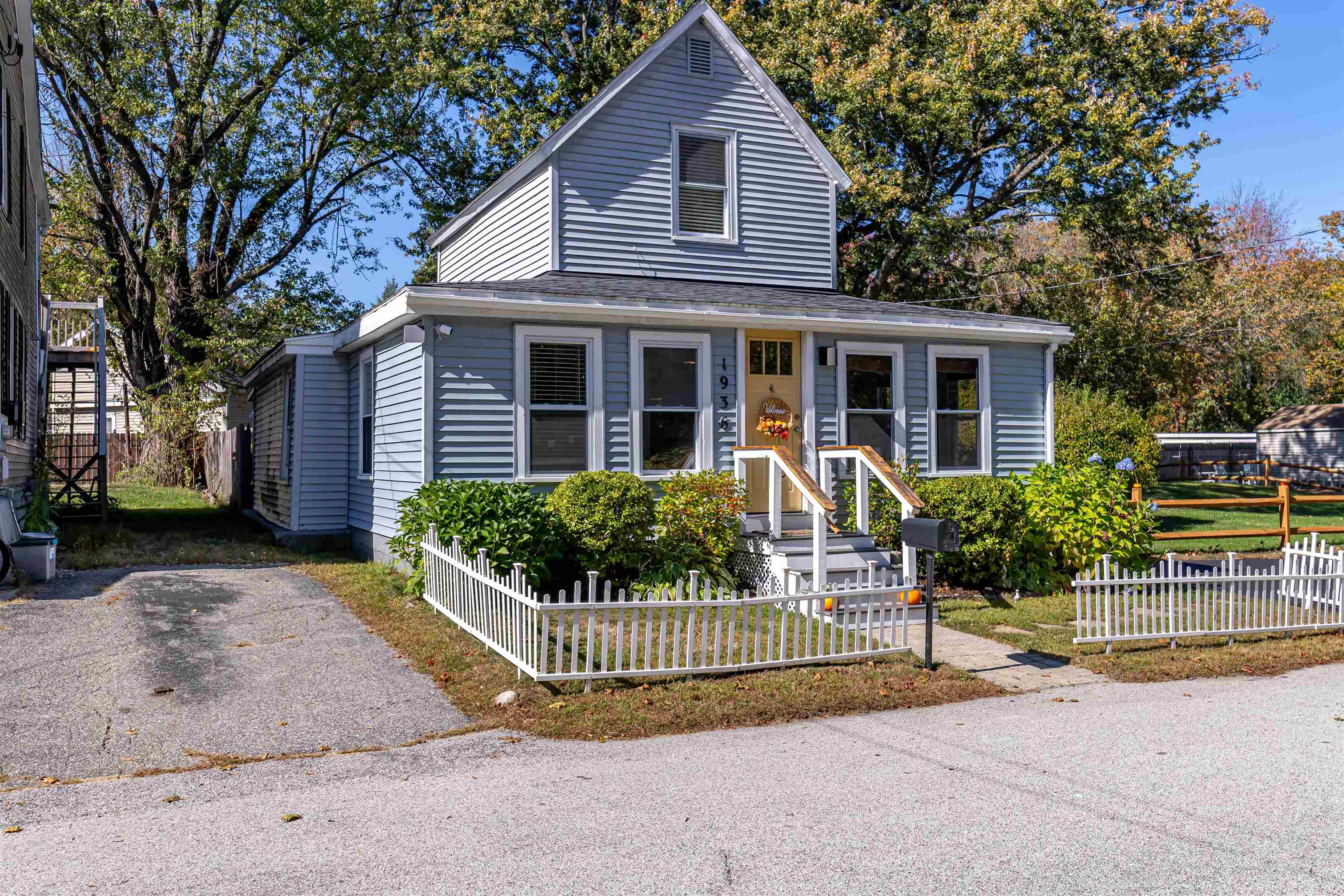 1936 Lake Shore Road Manchester, NH 03109 - Photo 27 of 38