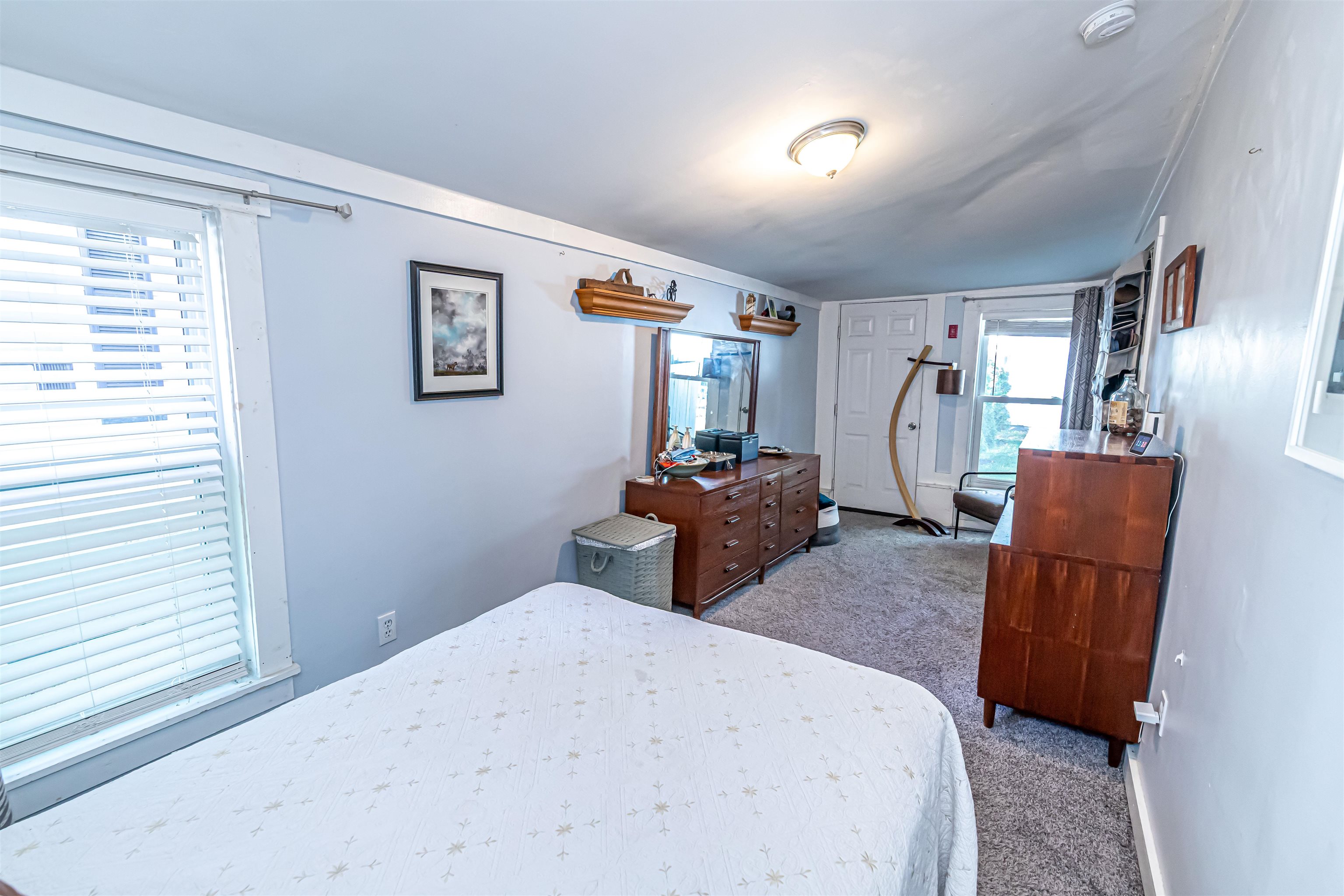 1936 Lake Shore Road Manchester, NH 03109 - Photo 10 of 38