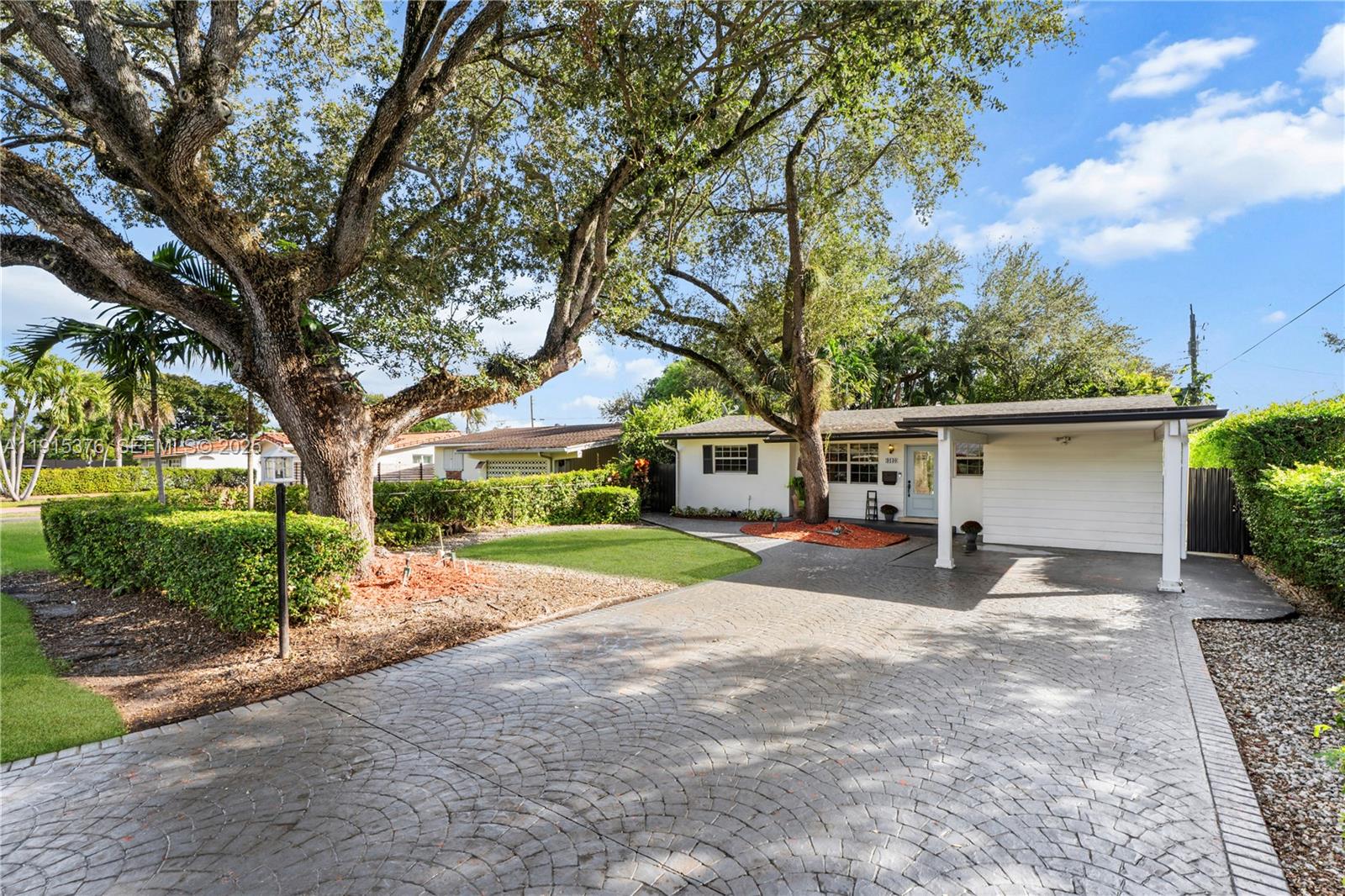 9130 Southwest 73rd Street Miami, FL 33173 - Photo 3 of 22 Gallery Image 3