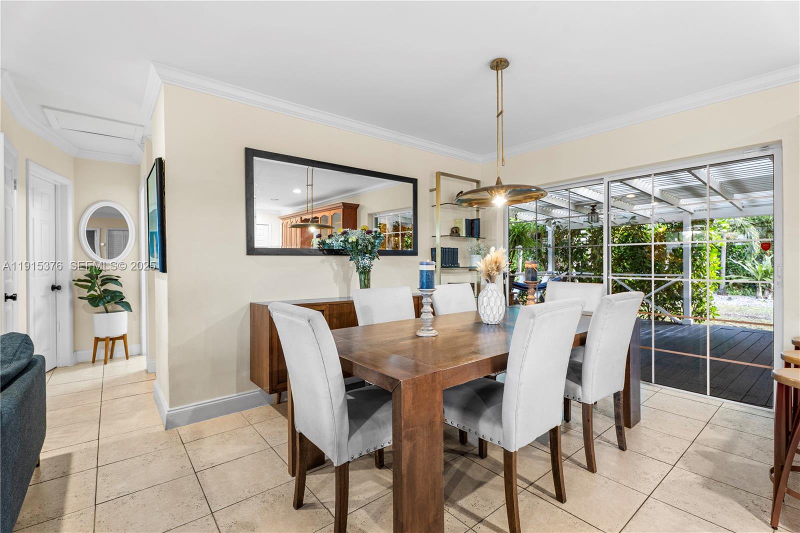 9130 Southwest 73rd Street Miami, FL 33173 - Photo 5 of 22 Gallery Image 5