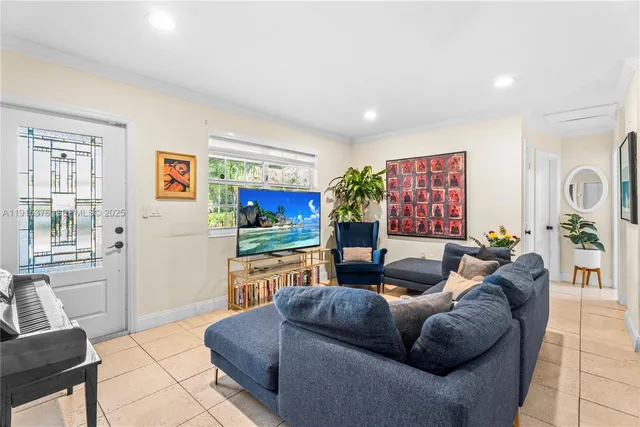 $730,000 | 9130 Southwest 73rd Street, Miami, FL 33173