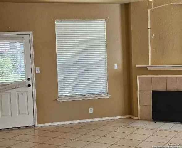 $2,000 | 9019 Burnt Peak, Helotes, TX 78023