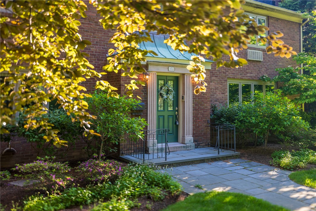 170 Edgemoor Road Brighton, NY 14618 - Photo 3 of 50