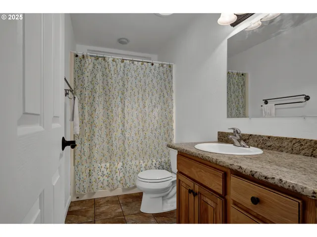 $359,000 | 1650 23rd Street, Florence, OR 97439