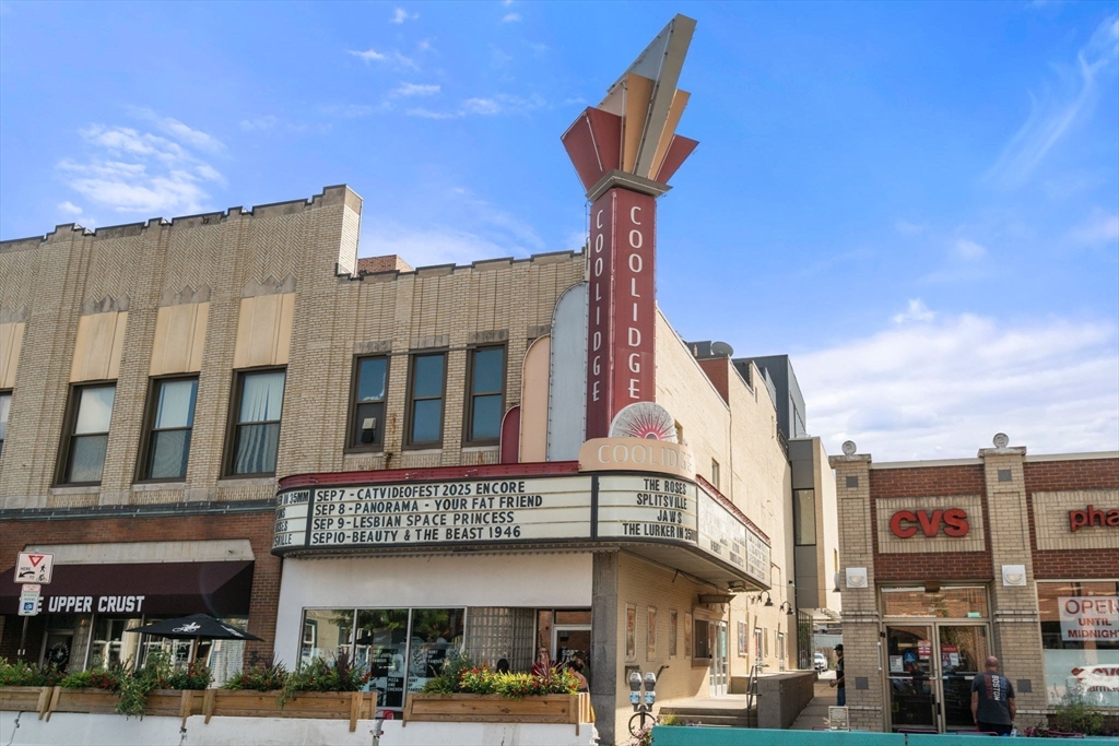 500 Washington Street, Unit 2 Brookline, MA 02445 - Photo 20 of 23 a front view of a building with street