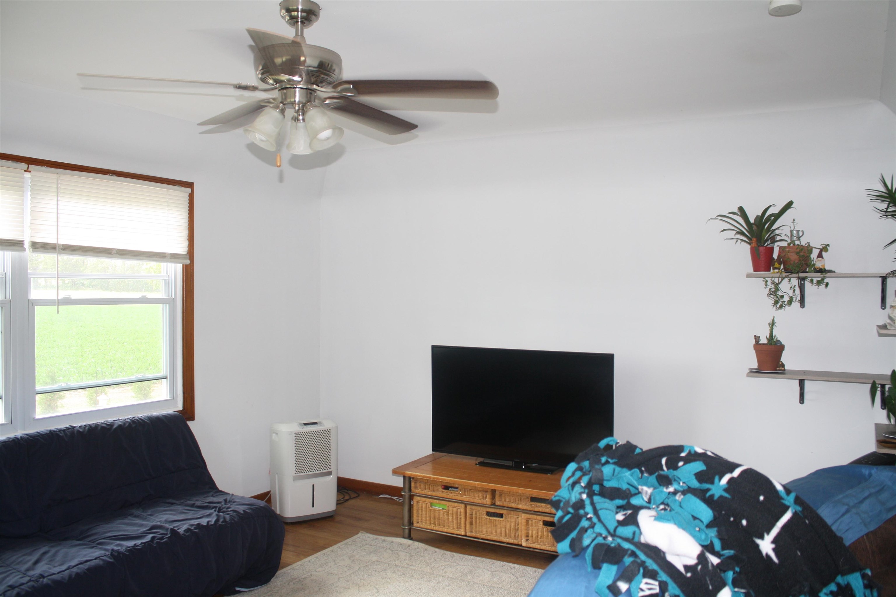 2910 South Reed Road Durand, MI 48429 - Photo 14 of 34 50088632-13.JPG