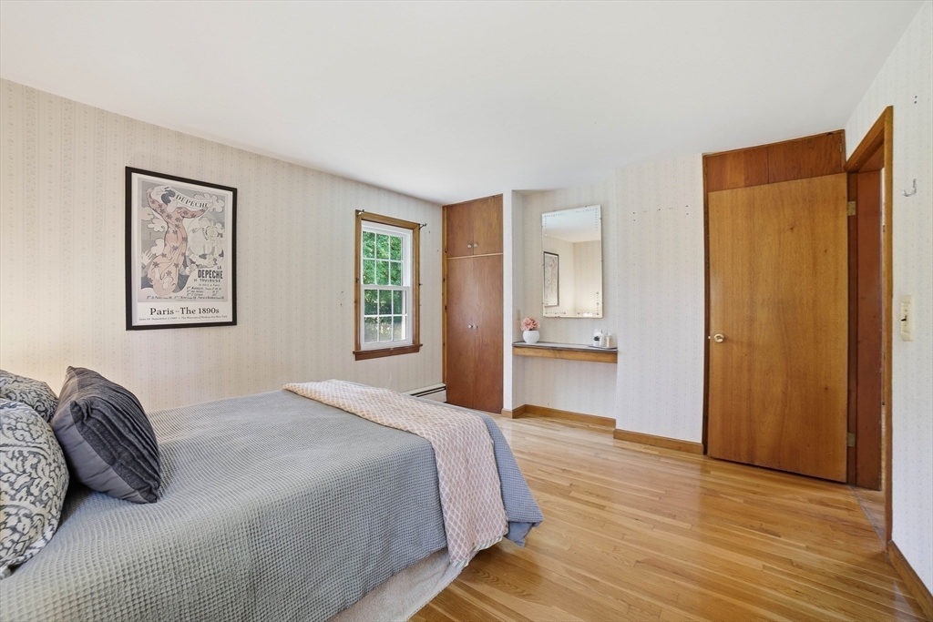 113 Stoneleigh Road Holden, MA 01520 - Photo 14 of 25 Gallery Image 14