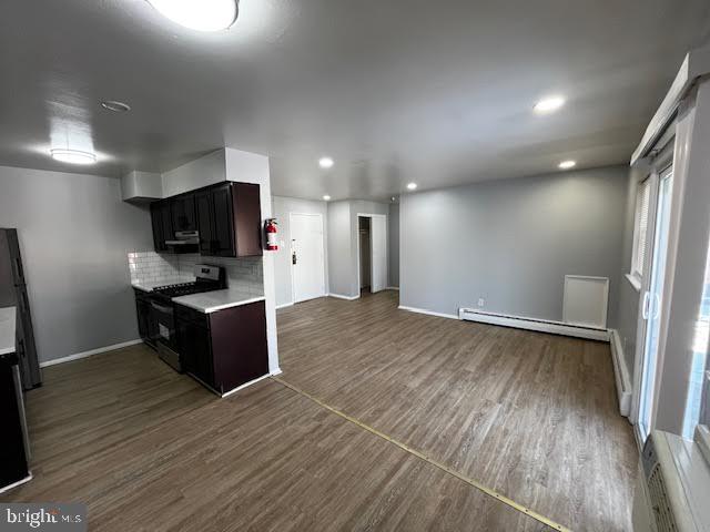 91 Oak Street, Unit C61 Clementon, NJ 08021 - Photo 2 of 10 Living Space